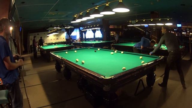 Алексей против Анатолия в игре в невскую пирамиду, русский бильярд смотреть онлайн