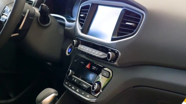 2019 Hyundai IONIQ Limited смотреть онлайн