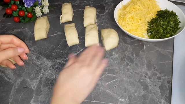 Лепешки с зеленью и сыром смотреть онлайн
