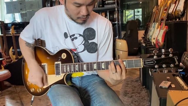 Gibson Les Paul Standard Tobacco Burst 2000 смотреть онлайн