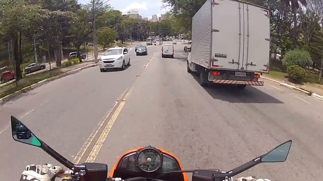 KLE621FULL SUZUKI B- KING ORANGE METALLIC CHEGANDO NA LOJA A MILHÃO смотреть онлайн