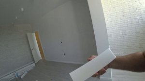 УСТАНОВКА ПЛИНТУСА - МНОГО УГЛОВ.  Плинтуса из дюрополимера.