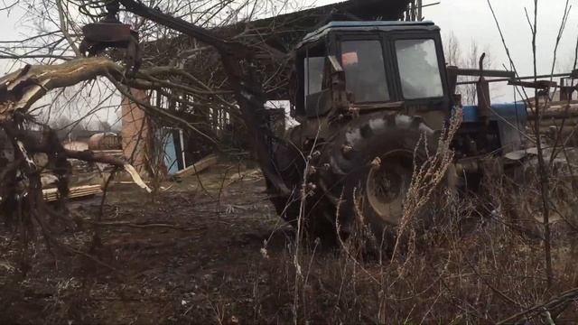 МТЗ 82 и погрузочная установка смотреть онлайн