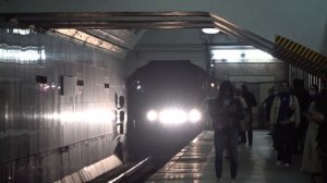 Поезд «Синергия-2» на станции Белорусская