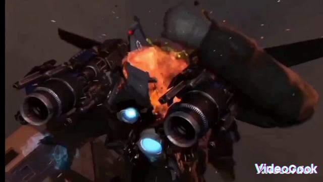 смотри какой вкусный пирожок