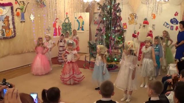 НВГ ч15 татарская танец бабаюжек смотреть онлайн
