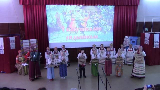 Ах, вы сени, мои сени. ДФС Крупеничка смотреть онлайн