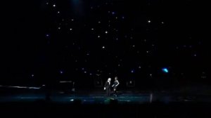 Ефрем Амирамов   Молодая(выступление на Дне рождения девушки,которая вышла на сцену)