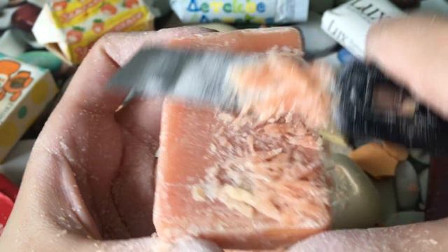 Very dry soap. Режу очень сухое и старое мыло. ASMR Soap Carving (NO TALKING) ! Relaxing Sounds! смотреть онлайн