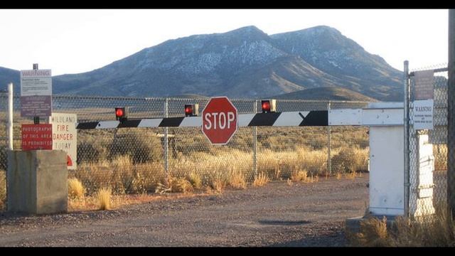 Мужчина был застрелен при попытке проникнуть на "Зону 51" смотреть онлайн