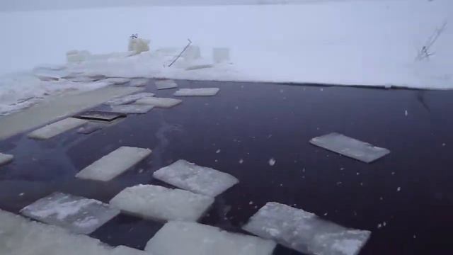 Заготовка льда и непогода смотреть онлайн