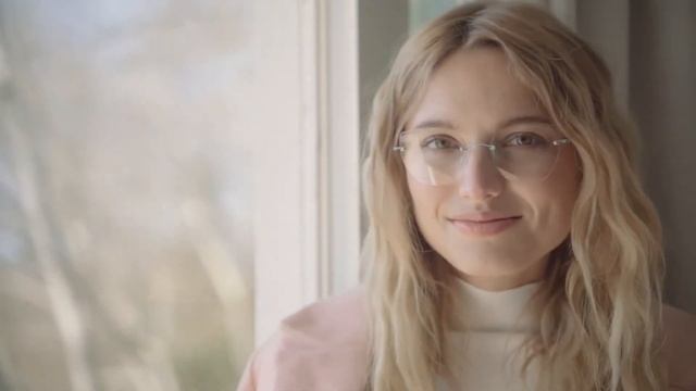 Vous êtes belle en Minima, nouvelle collection de lunettes de vue смотреть онлайн
