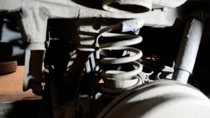 Nissan Largo/Ниссан Ларго, установка пружин на заднюю подвеску.