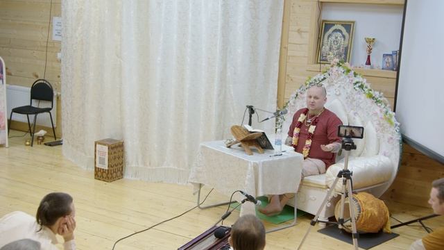 Брахмакунда дас, Лекция о Господе Чайтанье, 2023, 7 марта, Гаура пурнима, Ижевск смотреть онлайн
