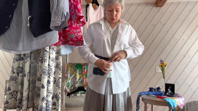 Всё о рубашках в гардеробе. Укорачиваем рукава и стилизуем образ. смотреть онлайн