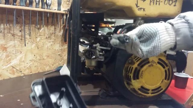 Обзор генератора Champion GG3300 3кВт, замена карбюратора смотреть онлайн