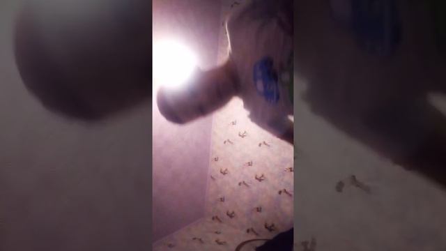 Короче говоря я пытался съесть печеньку и меня стошнило ха-ха-ха Я очень смешной и бородатый мужчин смотреть онлайн