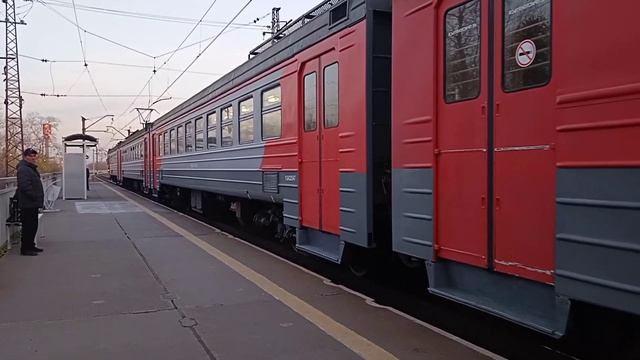 ЭД4М-0355 Отправляется с сообщением Полосухино-Новокузнецк с о.п Топольники смотреть онлайн