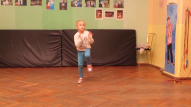 Дети танцуют хип-хоп. смотреть онлайн