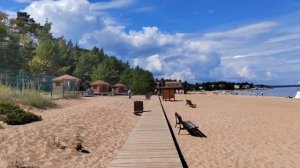 Пляж Ладоги в поселке Ладожское озеро (Ленинградская область). Осиновецкий маяк.