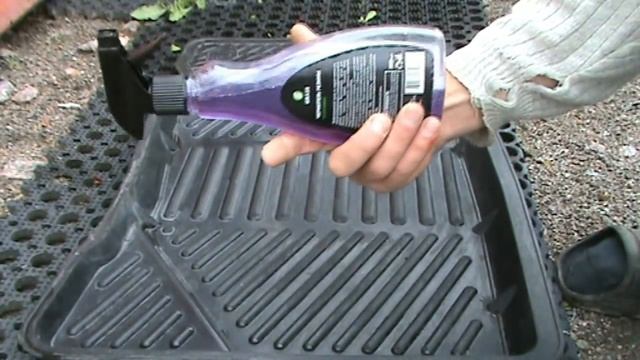 Дешёвый способ очистки ковриков в авто. смотреть онлайн