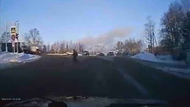 Приора у "сорокового" подбила мальчика и скрылась смотреть онлайн