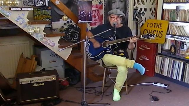 Soundgarden - Black Hole Sun - Acoustic Cover - Danny McEvoy смотреть онлайн