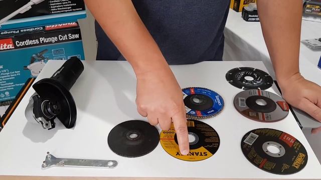 Não perca esse video - Esmirilhadeira GAMMA a bateria 12v HG107BR смотреть онлайн