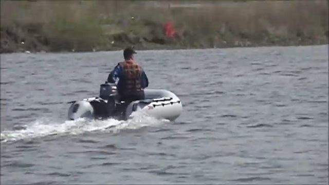 300Т Y5 1 человек смотреть онлайн