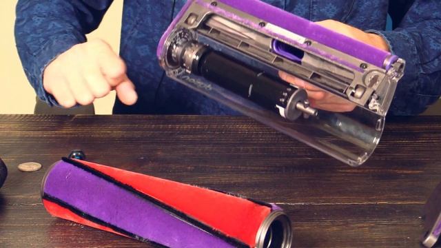 Dyson V10 - Cleaning the Hard Floor Cleaning Tool. смотреть онлайн