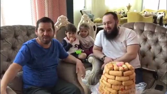 Мурат Галеев в гостях у Исмагила Шангареева смотреть онлайн