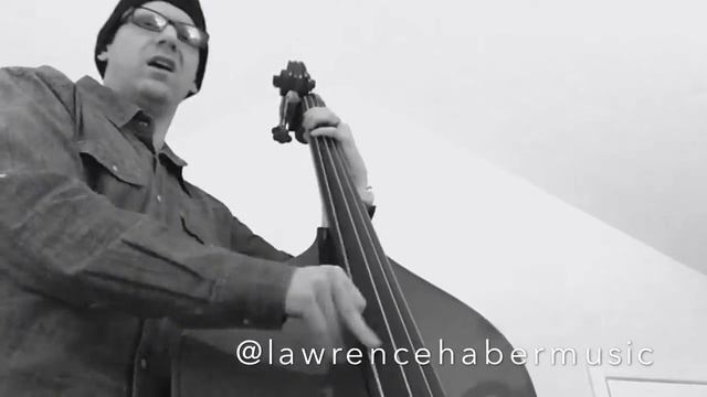 Upright Bass Percussive Improvisation! смотреть онлайн