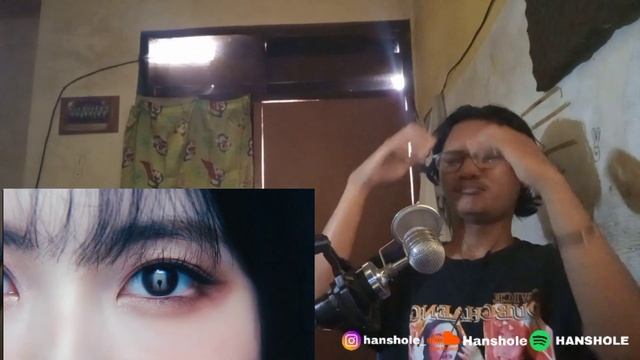 SONGWRITER REACT TO TWICE "SET ME FREE" M/V смотреть онлайн