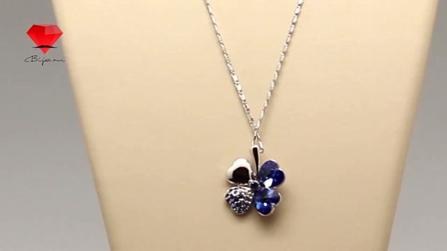 Bije.ru: Подвеска в виде клевера с синими кристаллами Swarovski Gerardina (Джерардина) смотреть онлайн