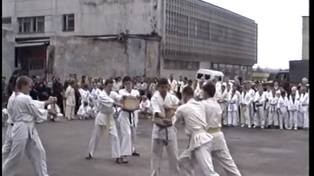 Спортклуб Комблис карате отмечает День физкультурника смотреть онлайн