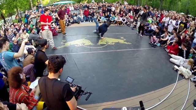 Gipsy & Groovy John vs Momentum | 1/8 final | AIRTIME 2 смотреть онлайн