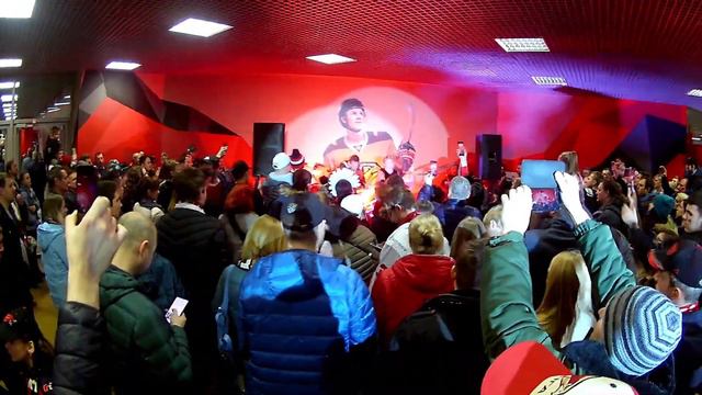 Обзор 5 матча Авангард - Салават Юлаев. Взгляд с трибун смотреть онлайн