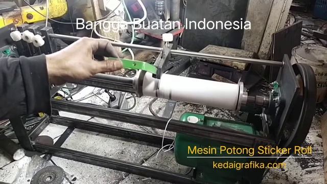 Mesin Potong Sticker Roll смотреть онлайн