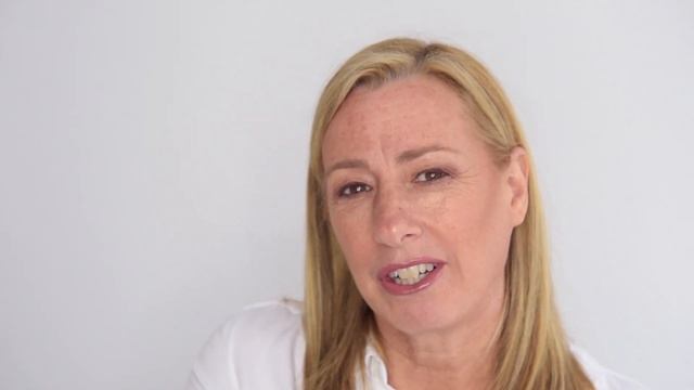 FlawlessU Testimonial Glow Getter смотреть онлайн