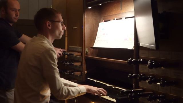 J.S. Bach - Fugue in C minor BWV 574 - Grote Kerk Harderwijk смотреть онлайн