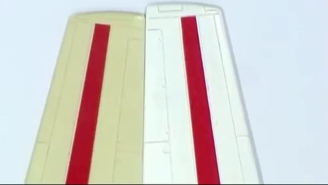 Use chemistry to remove the yellow from old plastic. [Not Retr0bright] смотреть онлайн