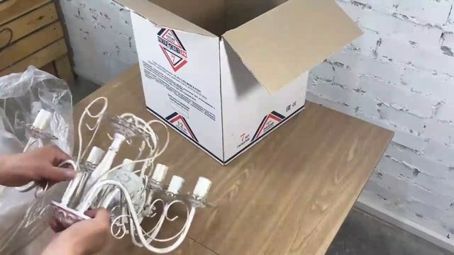 Обзор люстры подвесной ПЕТРАСВЕТ S1023-6 в классическом стиле с хрусталем. Не требует сборки. смотреть онлайн