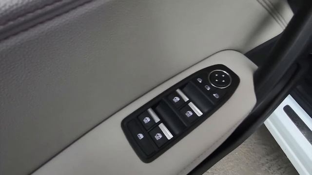 Essai détaillé du Renault Captur (2020) le plus puissant jamais produit ! - Le Vendeur Automobiles смотреть онлайн