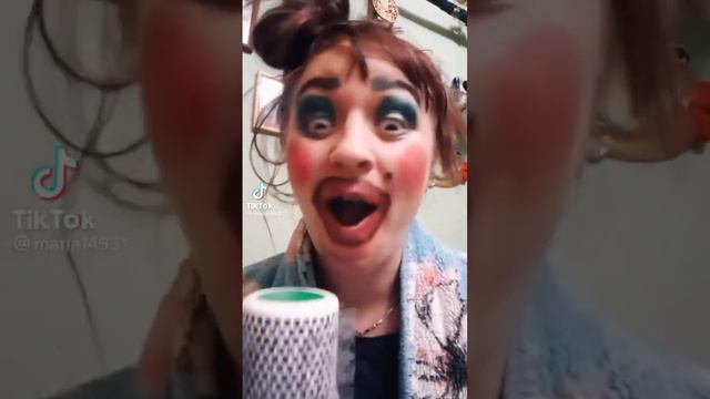 Платья новое надела и кефиру напилась всю дорогу я пирдела #spotify #edit #мем смотреть онлайн