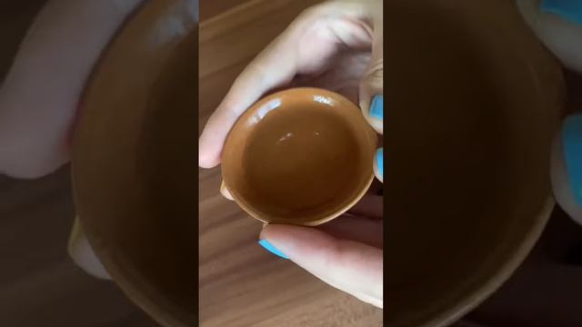 Классный лайфхак - ледяная губная помада для век - быстро и легко #shorts #уходзалицом смотреть онлайн