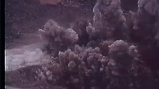 Контролируемый подрыв, вскрытие грунта. смотреть онлайн