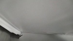 как демонтировать полотно из теневого профиля ?