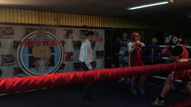 Бокс это спорт и жизнь.Умей достигать цели и не останавливайся иди только вперёд!!! смотреть онлайн