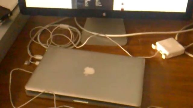 Apple Thunderbolt Diplay & MacBook Pro