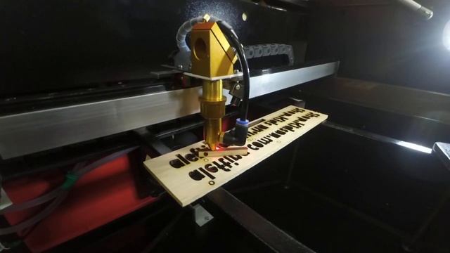 Как точно выставить фокусное расстояние (фокус) на лазерном гравёре смотреть онлайн